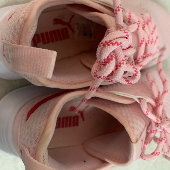 Puma Girls Memory Foam Sneakers - Picture 6 of 7